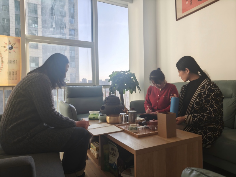 Yilidan vahaan liotetut paperilaatikot ovat onnistuneesti voittaneet tarjouksen kylmäketjupakkausprojektista