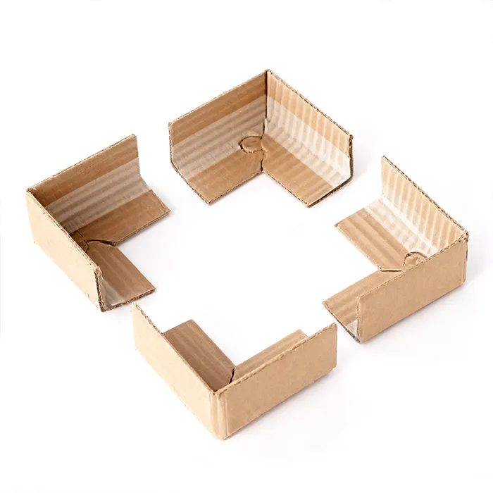 Kraft-paperin reunasuoja